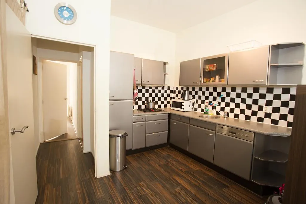Self Check Inn Apartment Rotterdam